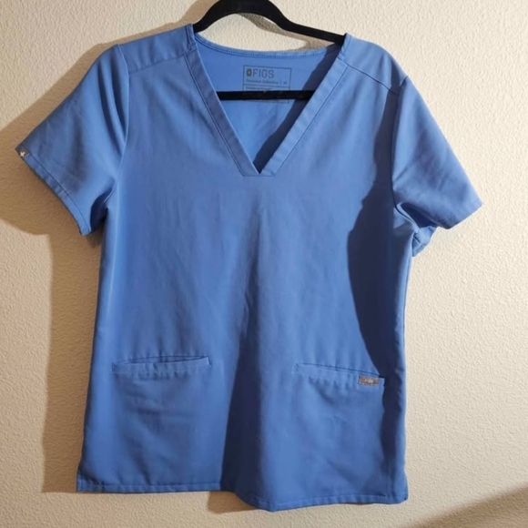 Figs Top M Blue Scrub - Picture 5 of 5